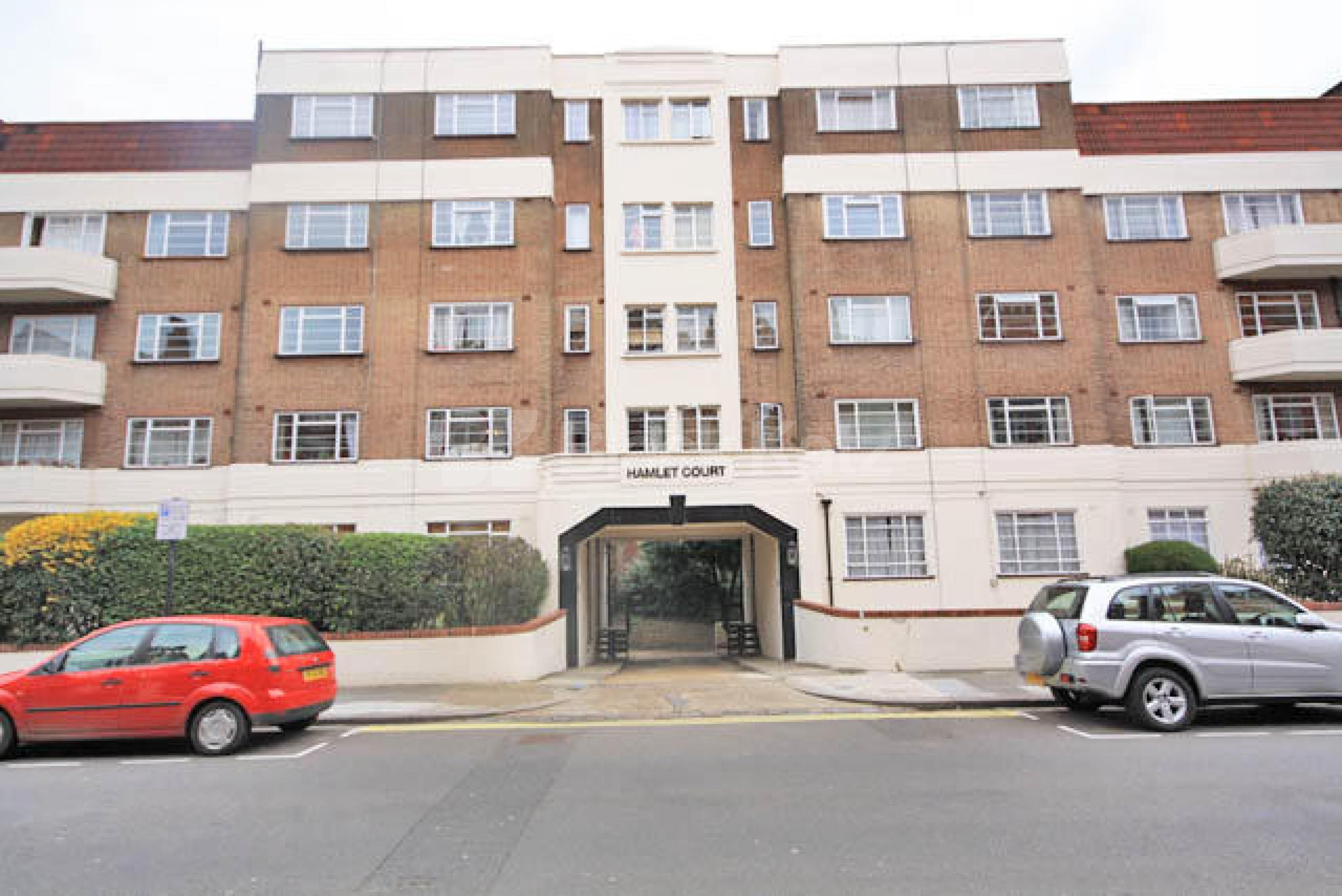 			NEW INSTRUCTION, 2 Bedroom, 1 bath, 1 reception Flat			 Hamlet Court, Hamlet Gardens , Ravenscourt Park  W6